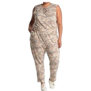 NWT Blue Orchid Camo Lace-Up Sleeveless Jumpsuit Size 2X
